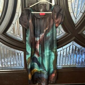 very beautiful, puff sleeves with two pockets